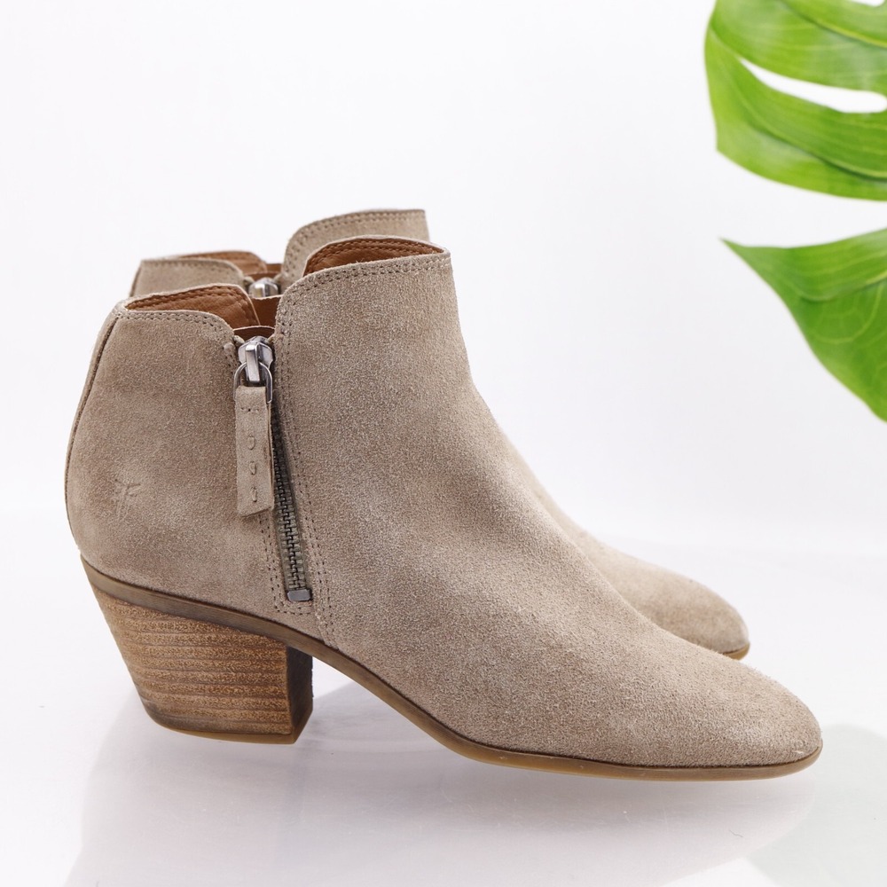 Frye Boots Womens Judy Size 8 Ash Beige Suede Ankle Zip Block Heel Booties Boho